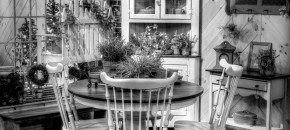 Home Decorations and Debt