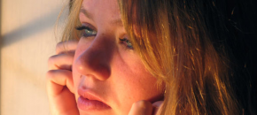 How to help a child deal with homesickness